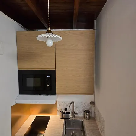 Apartment Mini Dore 10m2 *