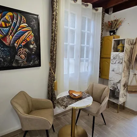 Mini Dore 10m2 Apartment *