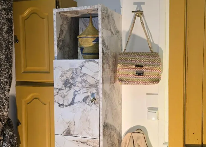 Mini Dore 10m2 Apartment *