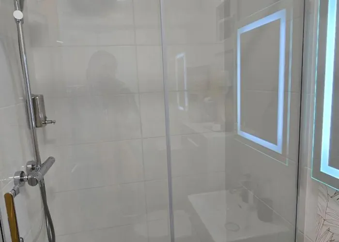 Mini Dore 10m2 Apartment *